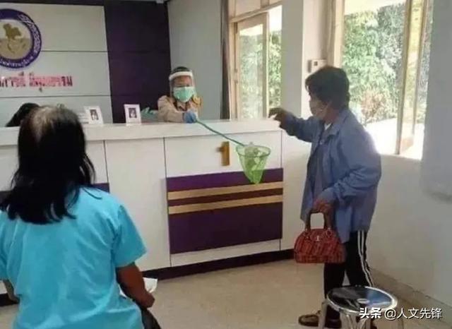 有一种口罩，叫“泰式口罩”；有一种距离，叫“泰式距离”