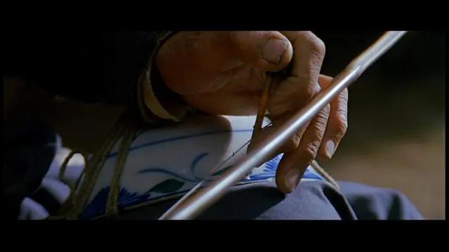 1999年，张艺谋把爱情拍成了山间的一条路