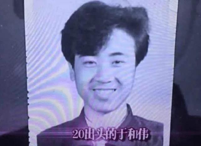 他嫌5天1000片酬太少不肯干，后来三年没戏拍，一天100的活也肯接