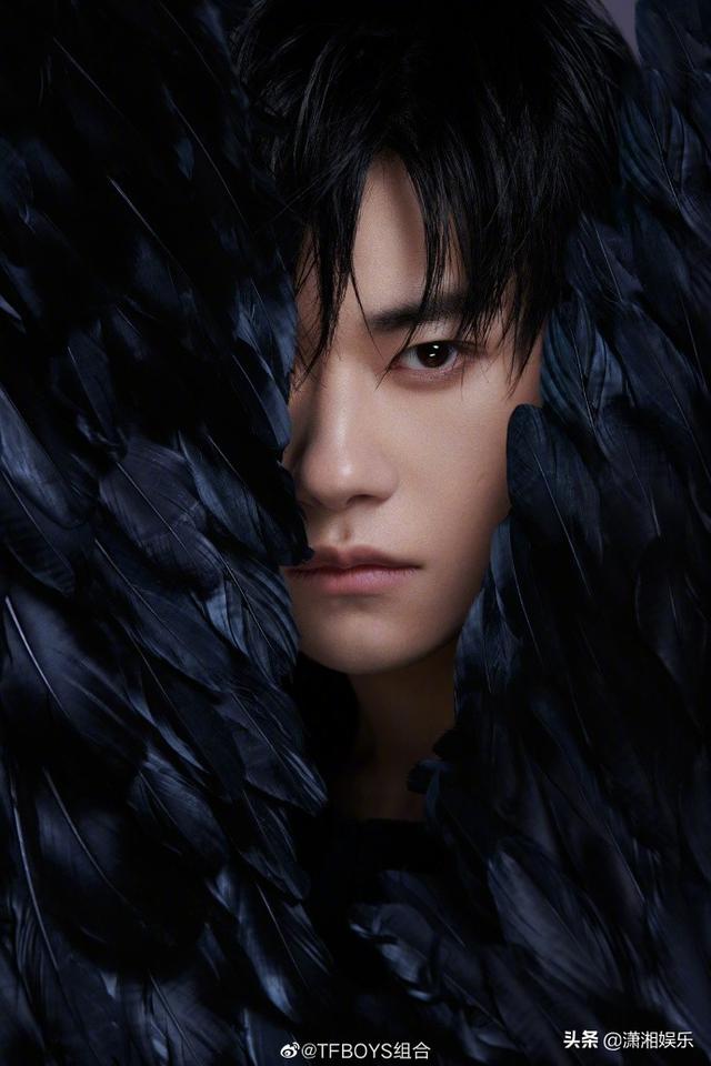 Tfboys造型抄袭？摄影师实力澄清，于正维权是假蹭热度是真