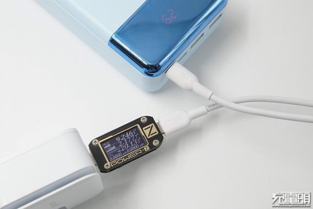 苹果iPhone的最佳伴侣！7款Lightning快充口充电宝选购指南