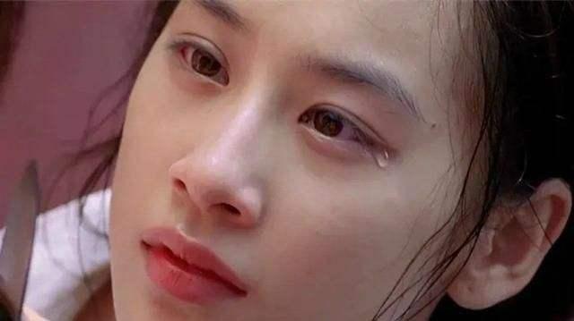 播一期节目就搞一次事情的黄圣依，亲手揭穿了