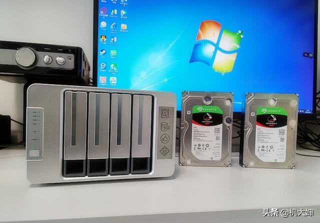小白也能玩懂的NAS，铁威马F4-221体验