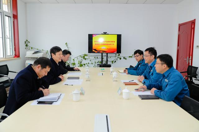 济南新材料产业园区管委会主任陈西武到配套服务企业单位调研