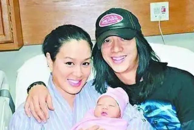 钟丽缇婚史，三段婚姻三个女儿，现如今不顾身材拿命生孩子？