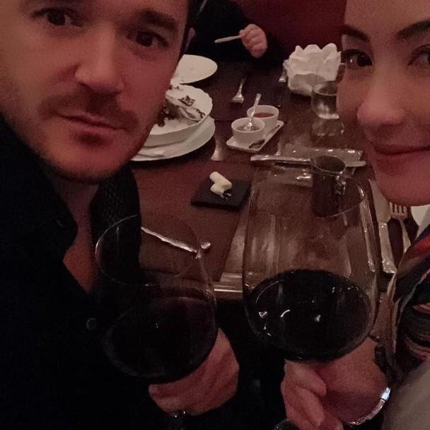 三胎生父只是工具人？张柏芝凌晨点赞情敌王菲，难道她还爱谢霆锋