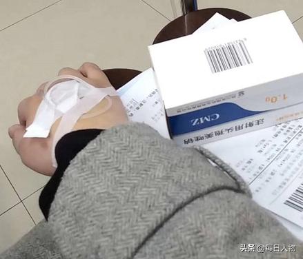 摄影师转行送外卖，设计师亲自直播卖货，特殊时期他们这样求生存