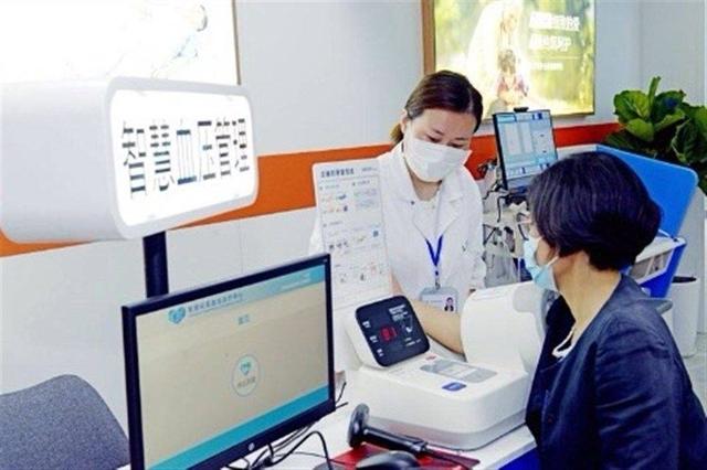 不仅可以买药，还可以免费体验专业检测，“上海药房”大变样