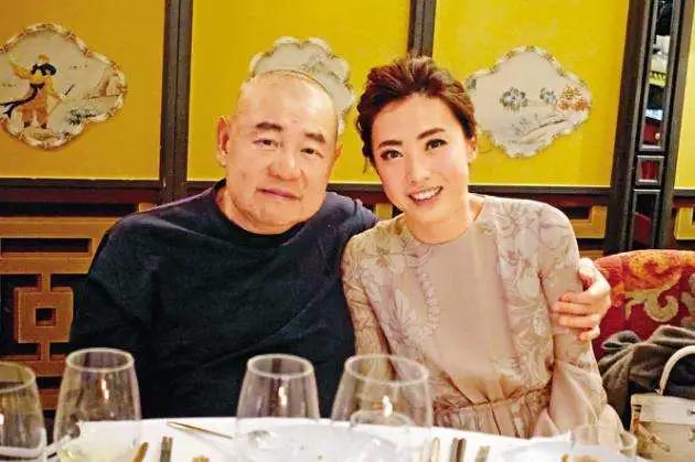 他是香港最有钱的大佬之一，如今病重提前做好