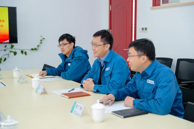 济南新材料产业园区管委会主任陈西武到配套服务企业单位调研