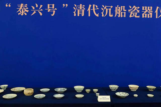 老外研究古书发现中国宝藏，盗走100万件文物，专家：损失40亿