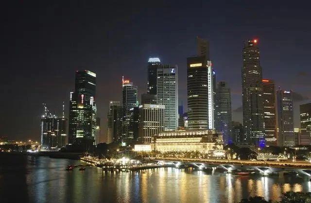 再次倒戈！华为与美国盟友喜结良缘，华为大笔