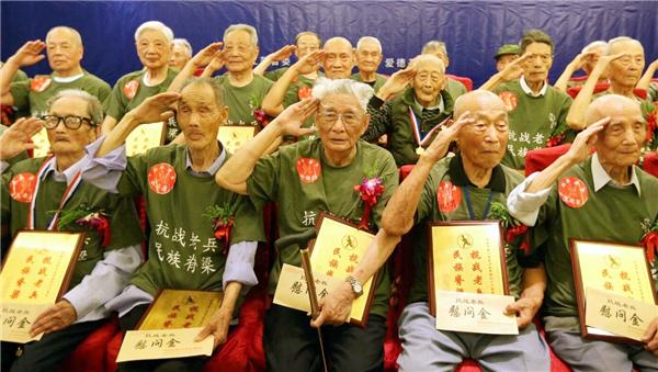 1984年，湖北一老太太去世，28年后，孙子才发现