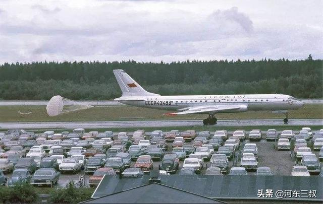 �й���ɻ�֮·����1969����-9����椵ǳ�����ʱ��ʮ���ջ�ͻ��