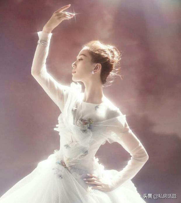 刘诗诗和刘亦菲：简直就是古典美的代表人物，是真美