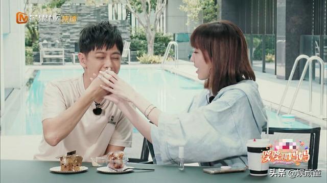 林志颖节目中与陈若仪亲密，被拒绝后，满脸写着不开心