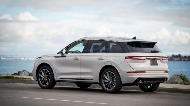 同樣30萬，你愿意買合資中型SUV UR-V還是豪華緊湊SUV冒險(xiǎn)家？