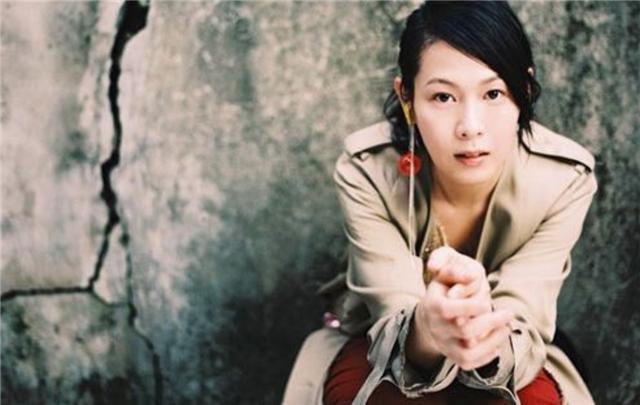 黄埔一期最小的学员，36岁就成为中将，孙女靠一