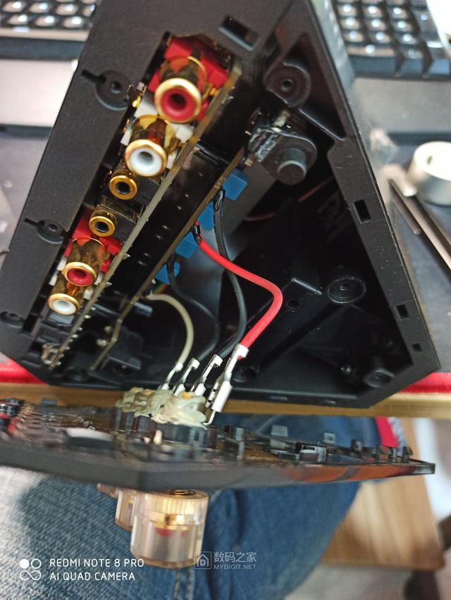 曾经的旗舰，创新SoundBlaster X7外置独立声卡详细微观拆解！