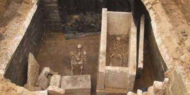 山东千年古墓，出土了一个5岁小新娘，专家揭开了一段残酷历史