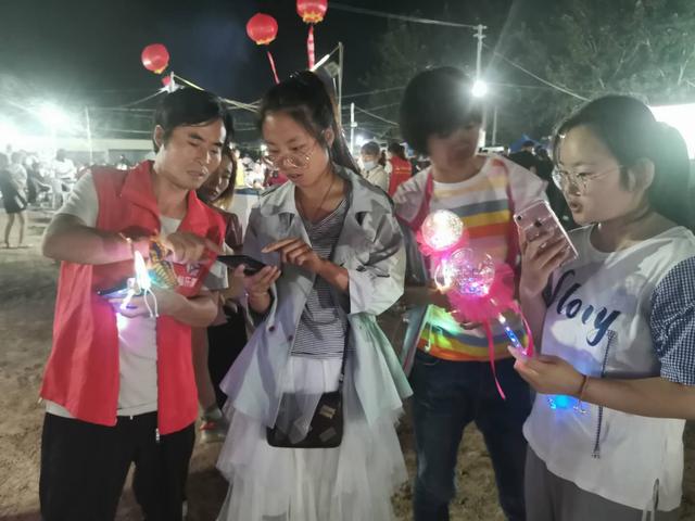 秘乐短视频：秘乐达人和通河县政府现场直播于7月24日举行
