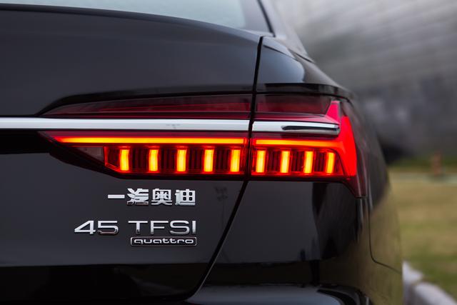 手握40万，开完宝马5系，再换到奥迪A6L上，对比后差距明显