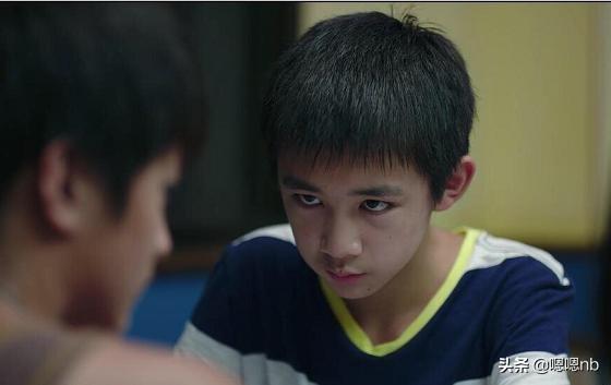 张子枫悬疑片未播先火！搭档“朱朝阳”,见剧照两人眼神我害怕了