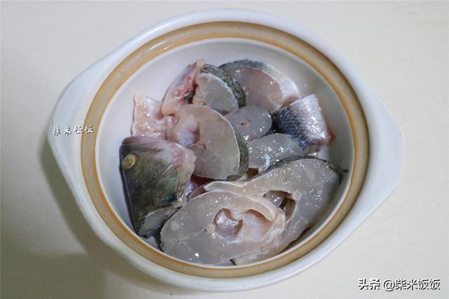 我女儿最爱吃这鱼，肉多刺少味道鲜，蒸一蒸，原汁原味营养好​