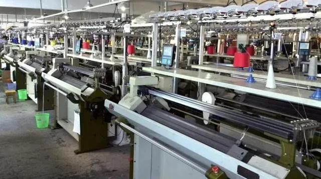 特朗普封锁华为芯片，美国能得到什么好处？清