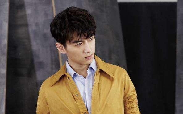 这就是演员和爱豆的区别？同样的剧照，王一博的表现比陈晓差一些