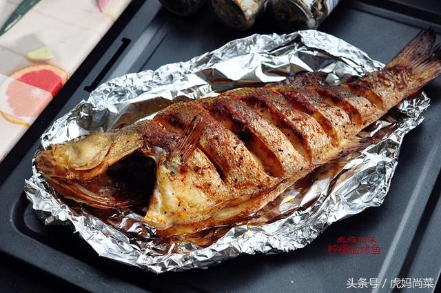 鲈鱼5款**吃的做法，看看高手都是怎么做的，3条都不够吃！
