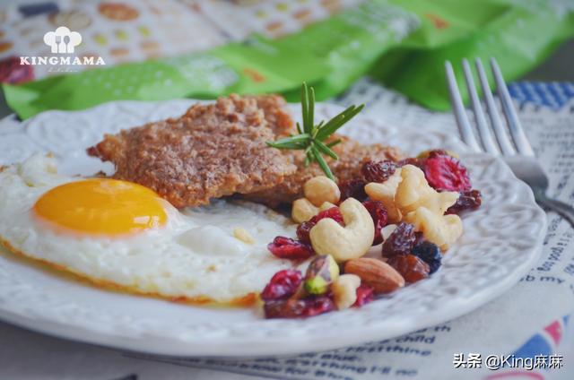 张文宏：早餐不喝粥，鱼汤里的鱼渣要吃掉，网友：别被带坏了节奏