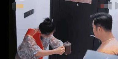 沙溢：出道零绯闻，妻子胡可为何情绪崩溃痛哭，直言"后悔"结婚了