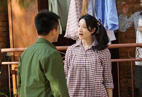 小姑子跟丈夫吵架哭著回娘家，婆婆一巴掌甩過去：自己沒錯嗎