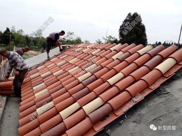 为什么别人家做的屋顶瓦整齐漂亮，既不漏水也不脱落？原因在这里