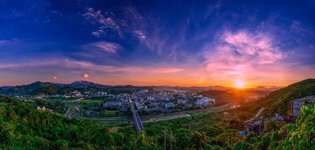 中国的中心在哪里？原来在陕西省北流村，于1