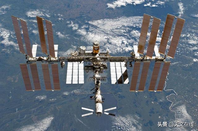 又一神仙操作，藝術(shù)家太空專列待升空，驚世大作或?qū)M空出世