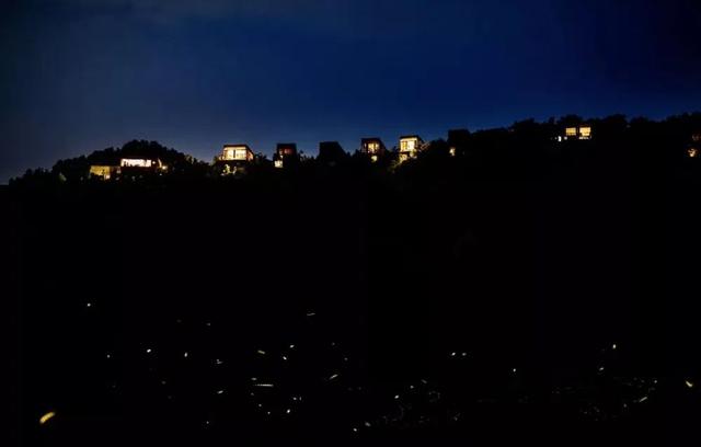 2天嗨够6种玩法，泡温泉、看萤火虫、坐小火车，