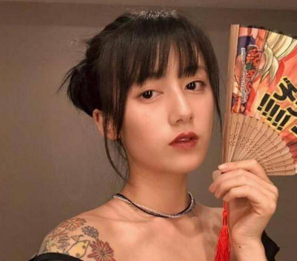 死亡19万！张伟丽奔溃痛哭，“日本女婿”李诞现