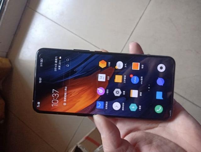 vivo妥协了，骁龙865降价800元，网友：终于等到了