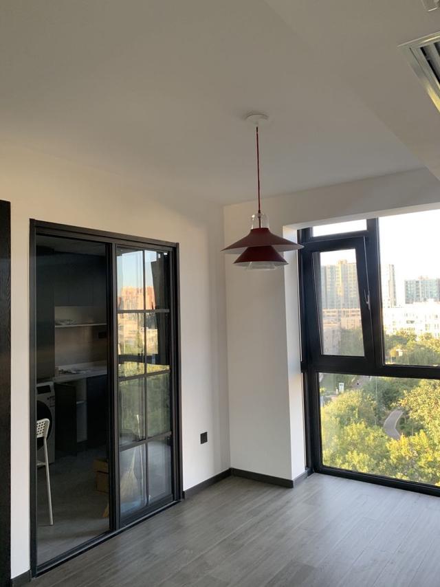 民宿主夫妇爆改96m²两室，两人一猫的神仙生活太治愈了吧