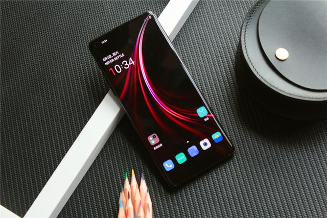 OnePlus 8 Pro深度体验！高素质屏幕下的真安卓旗舰