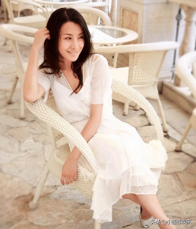 同样是拒绝拜赵本山为师，有的走向世界，有的