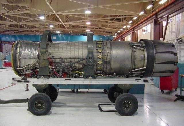 旧瓶装新酒，简化严重，防守有余，进攻不足的美制F16V战斗机