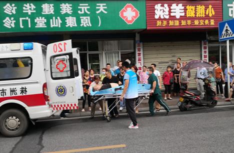 医生|湖南株洲85后唐雄：路遇心脏骤停病人果断停车施救——成功！