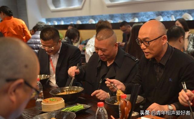 郭德纲诚不欺我！德云社演员给中央电视台挑错，多听相声真有好处