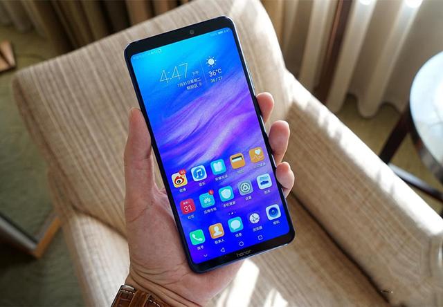 高端机跌至千元机，5000mAh+麒麟970，花粉：现在是最佳入手时机