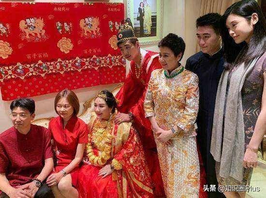 何鸿燊何氏家族悼文，留下四房十七杰，详细了