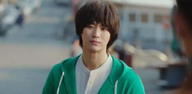 退伍后怎么重回巅峰？金秀贤的这四步操作太稳