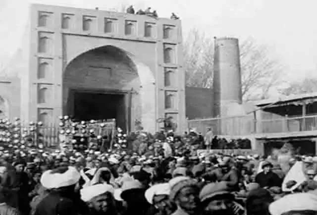 太全了！110年前喀什老照片，以光和影述说老喀什人的生活片段